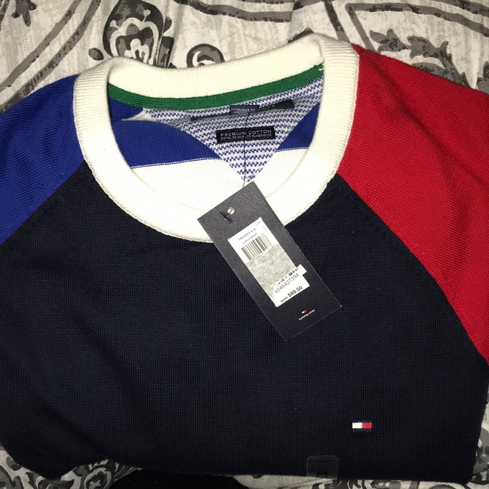 Brand new tommy sweater